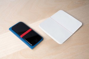 Sổ tay kiêm vỏ điện thoại của DODOcase